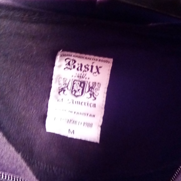 Basix - Picture 2 of 4